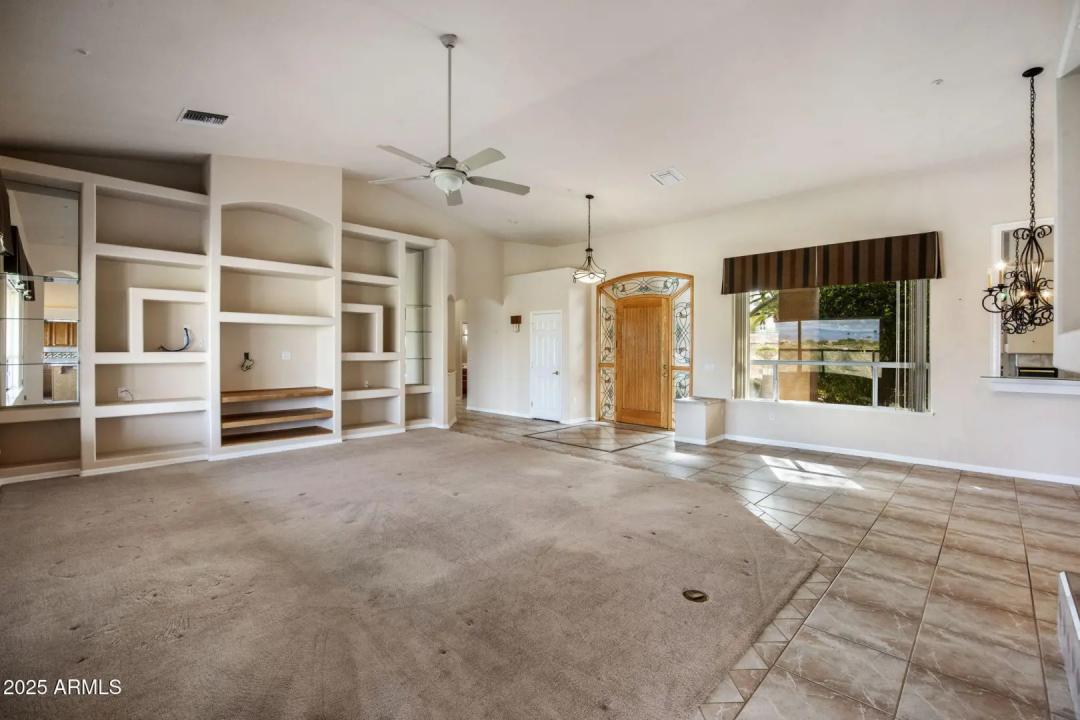 Real Estate Picture 10