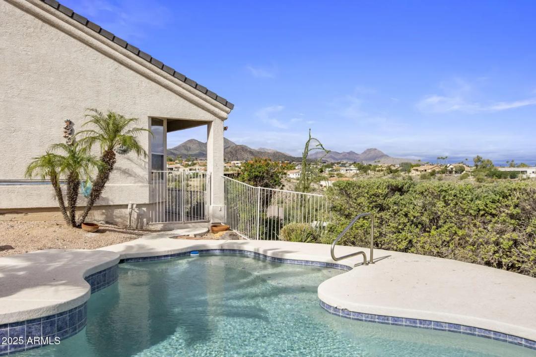 Real Estate Picture 26