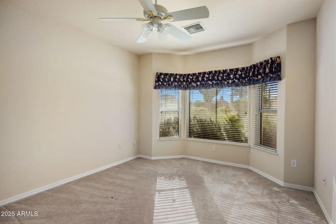 Real Estate Picture 16