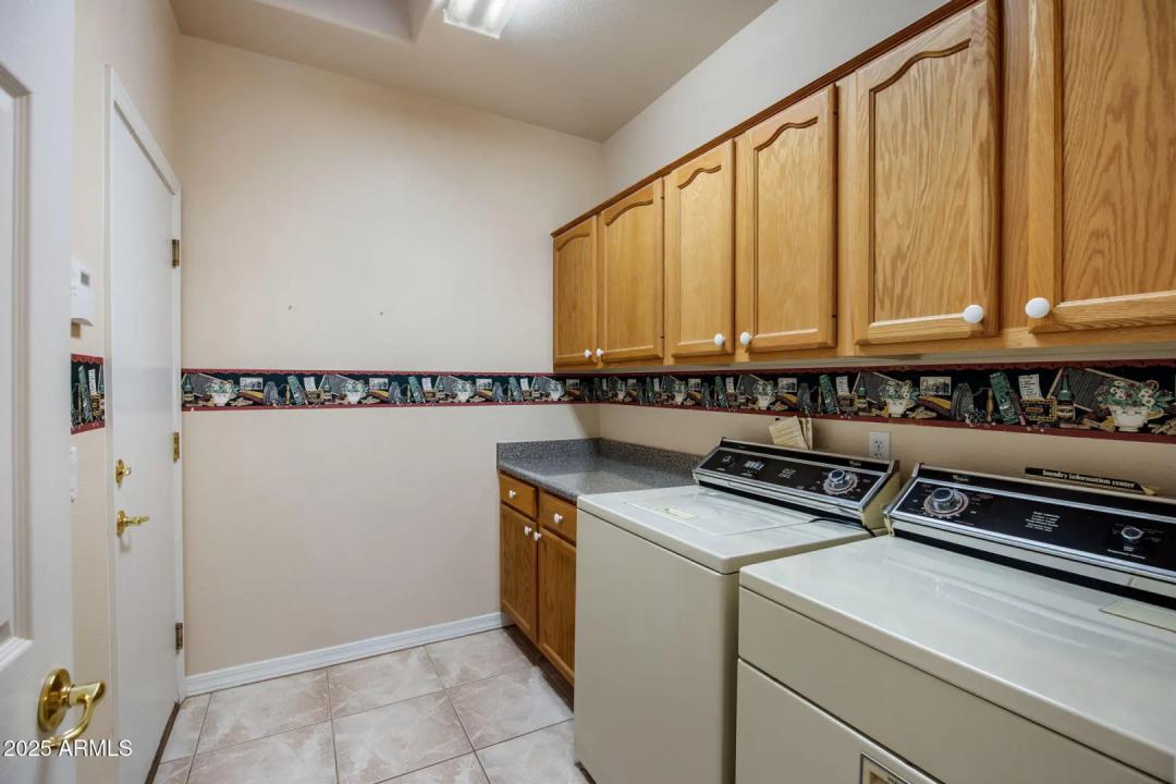 Real Estate Picture 21