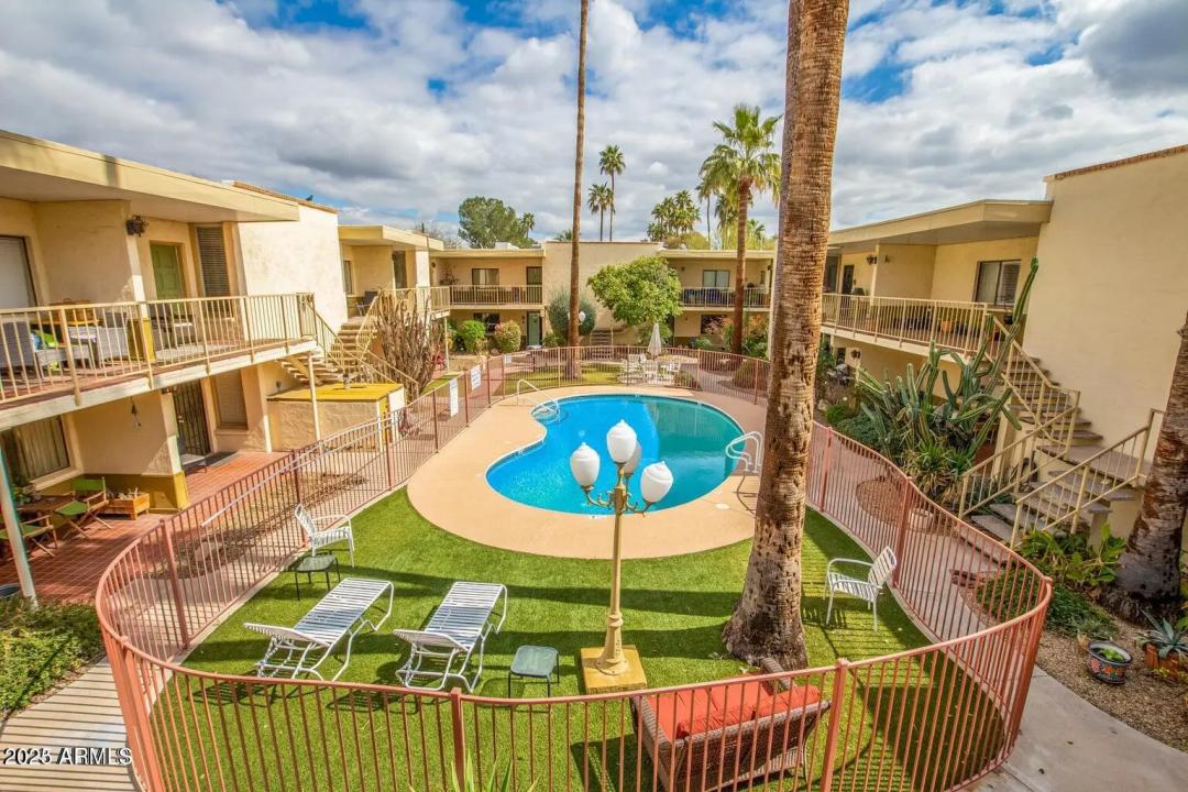 Real Estate Picture 25