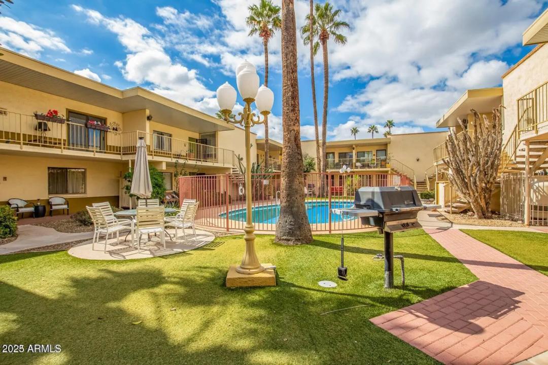 Real Estate Picture 26