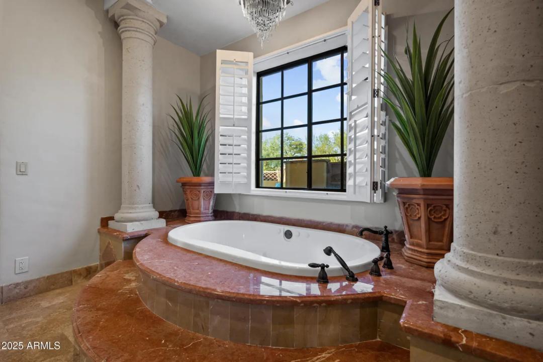 Real Estate Picture 40
