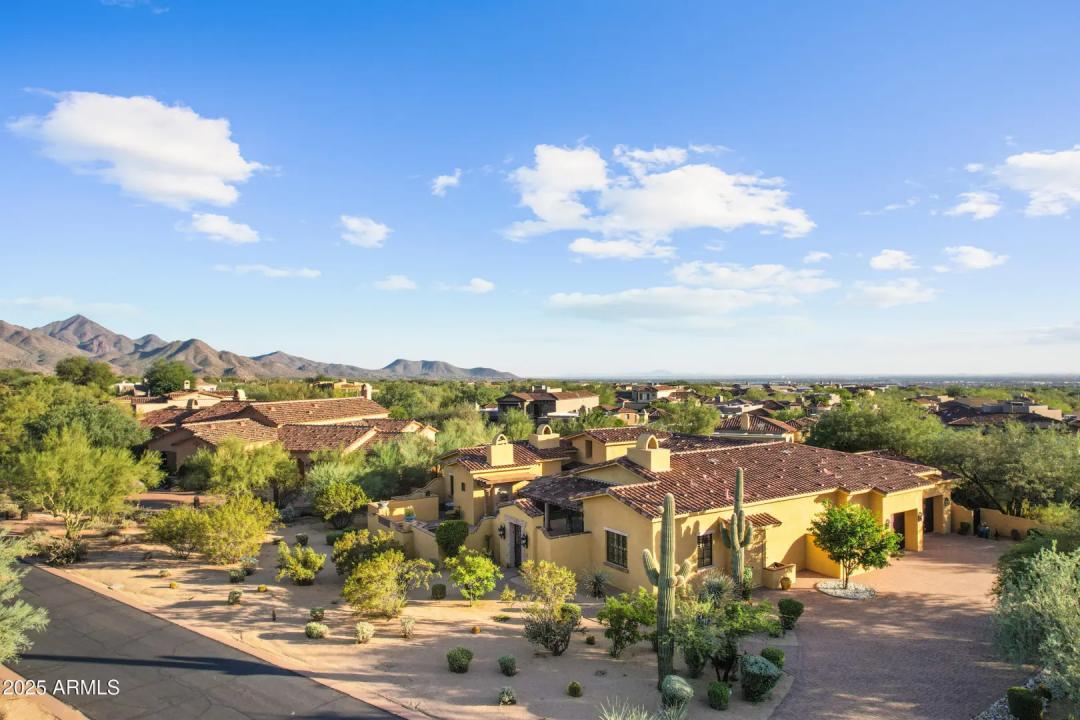 Real Estate Picture 52