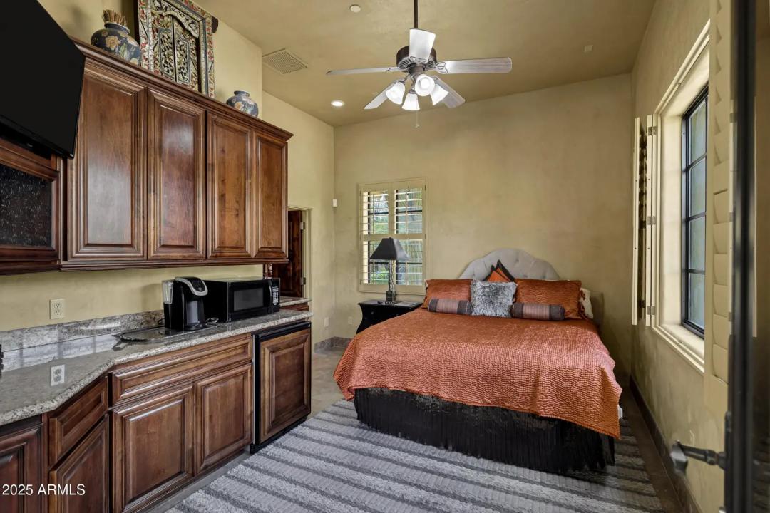 Real Estate Picture 60