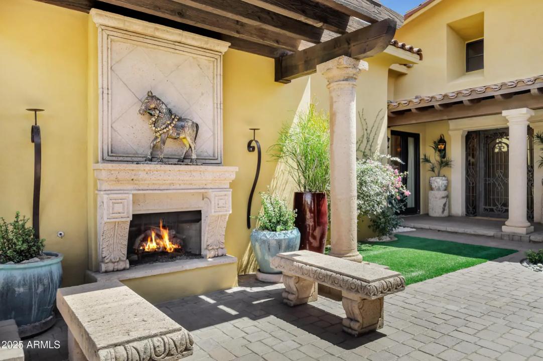 Real Estate Picture 13