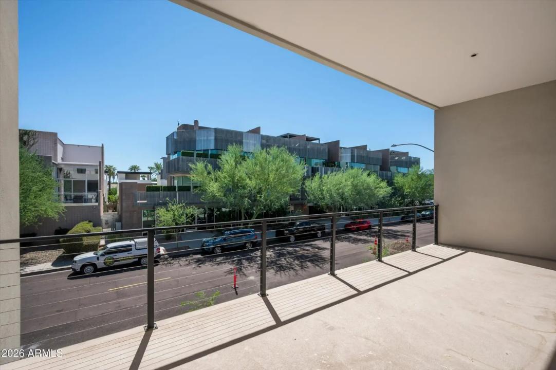 Real Estate Picture 34