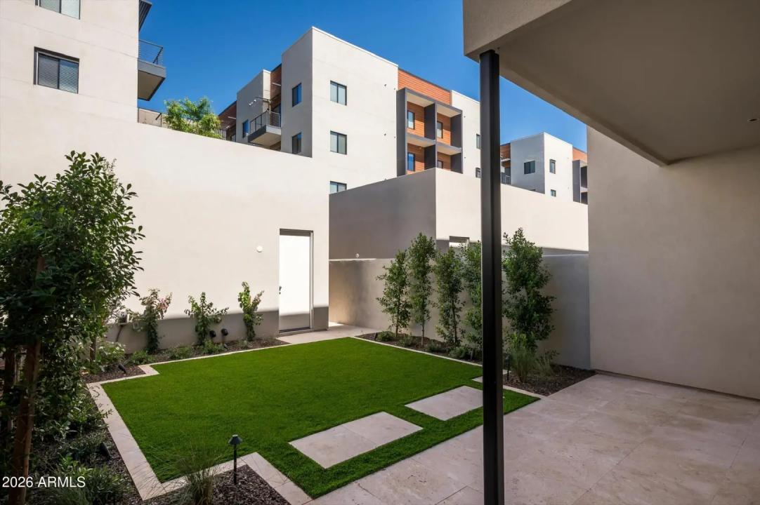 Real Estate Picture 44