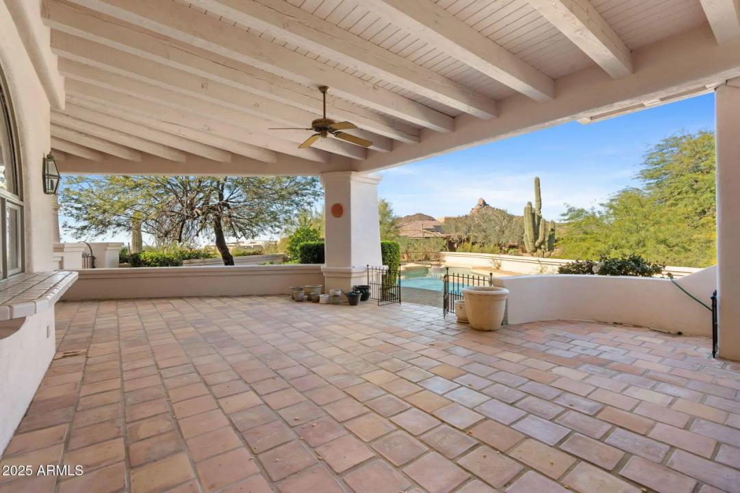 Real Estate Picture 21