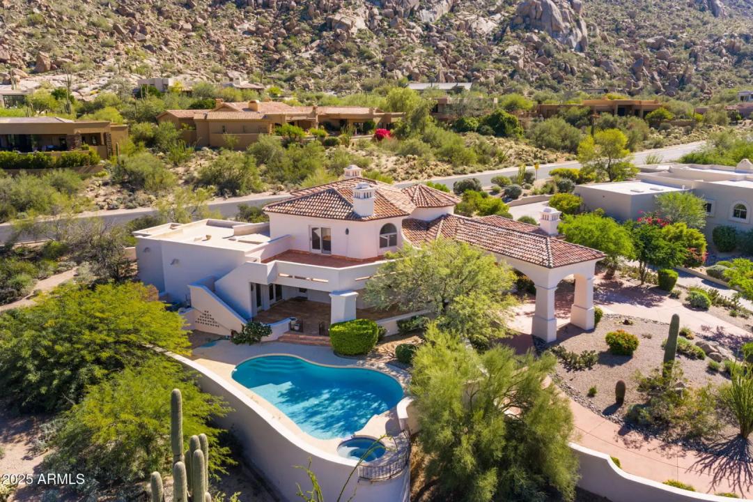 Real Estate Picture 27