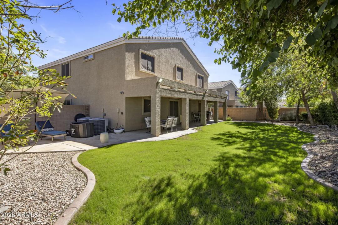 Real Estate Picture 37