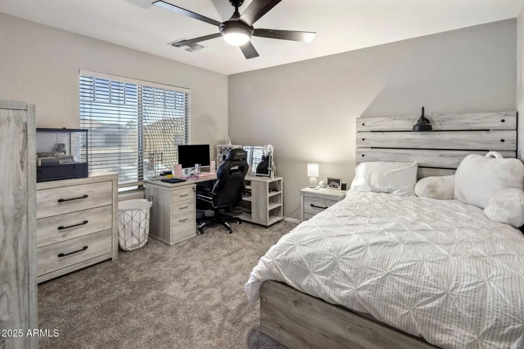 Real Estate Picture 27