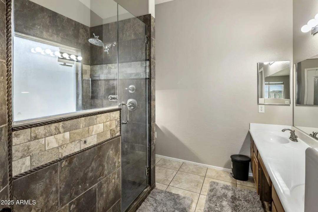 Real Estate Picture 20