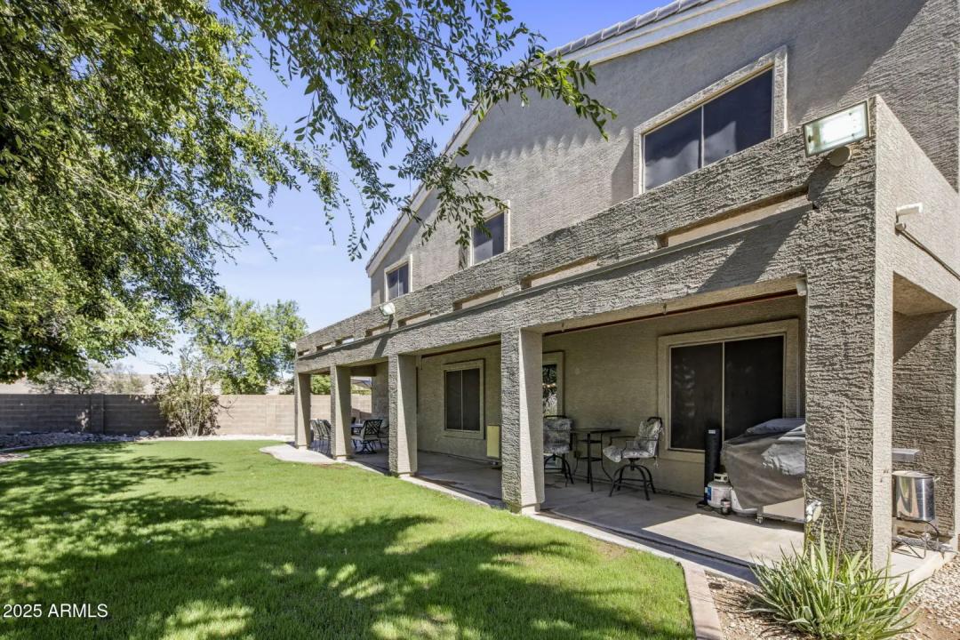 Real Estate Picture 33