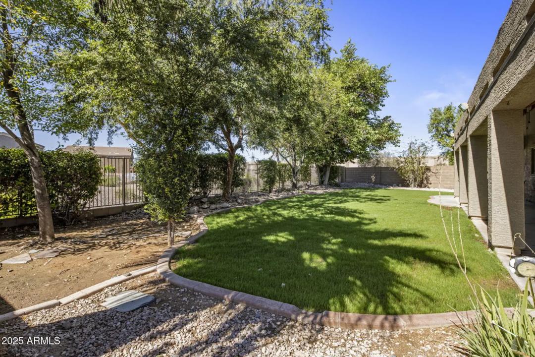 Real Estate Picture 34