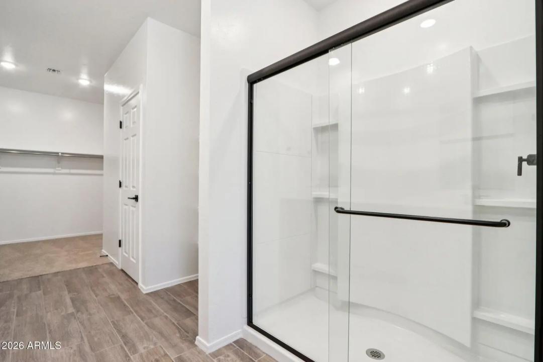 Real Estate Picture 15