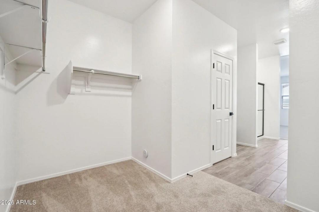 Real Estate Picture 17