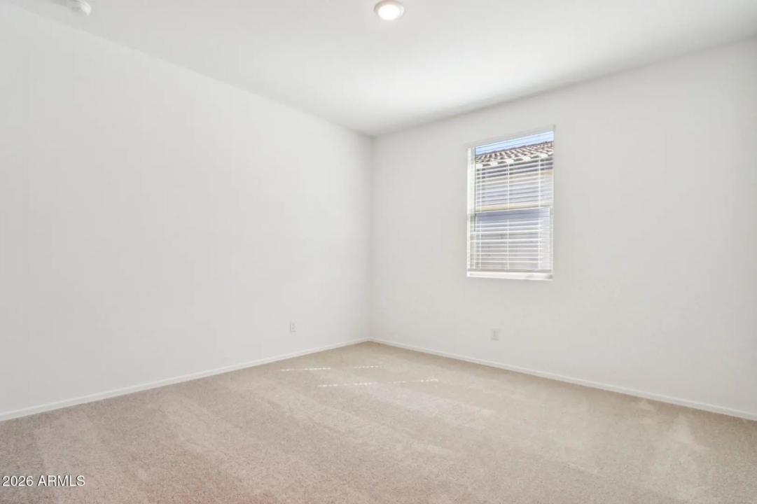 Real Estate Picture 20