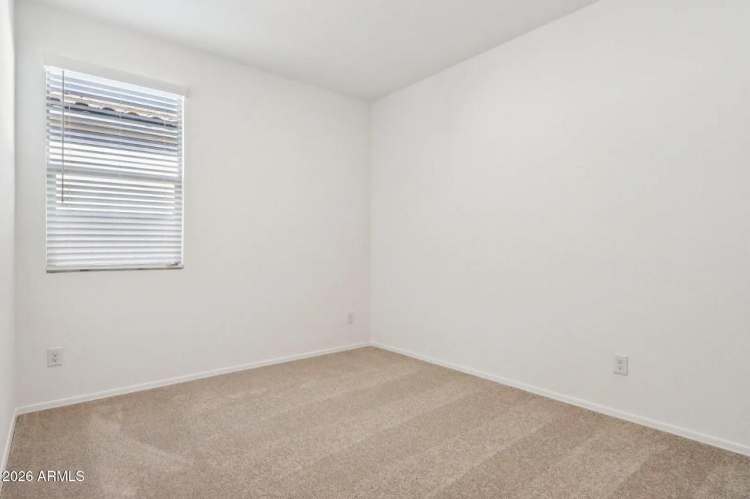 Real Estate Picture 22