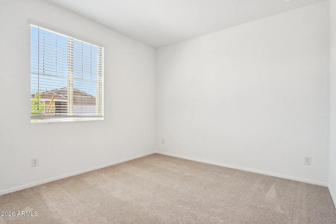 Real Estate Picture 25