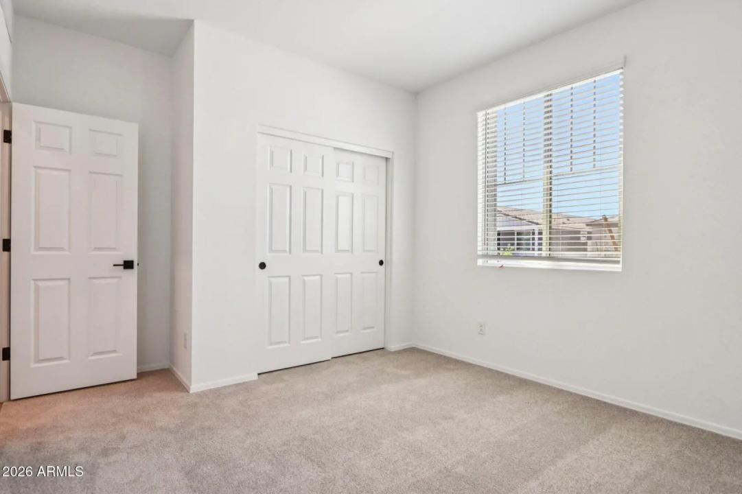 Real Estate Picture 26