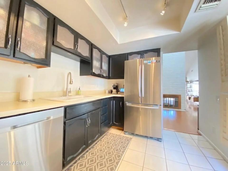 Real Estate Picture 13