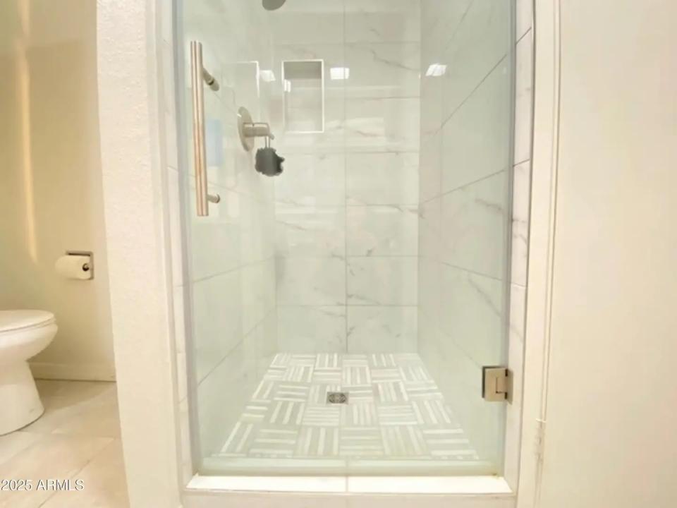 Real Estate Picture 21