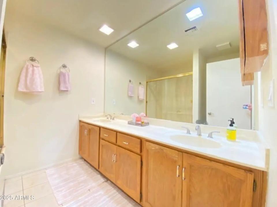 Real Estate Picture 28