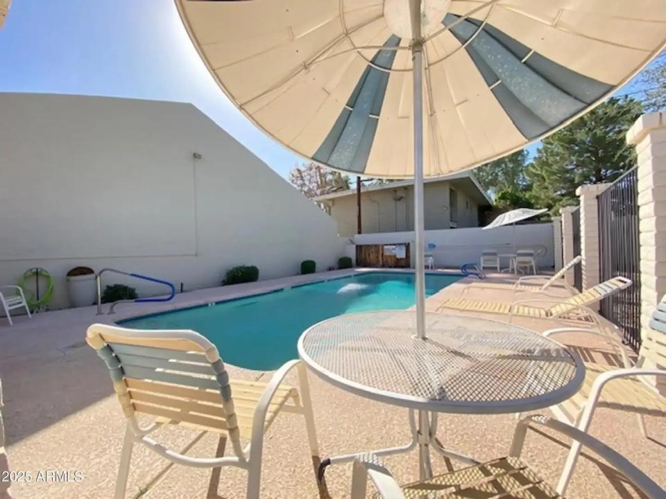 Real Estate Picture 37