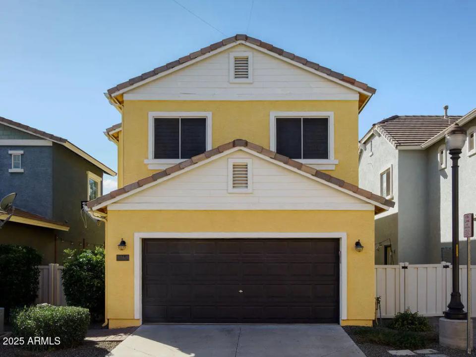 Real Estate Picture 4