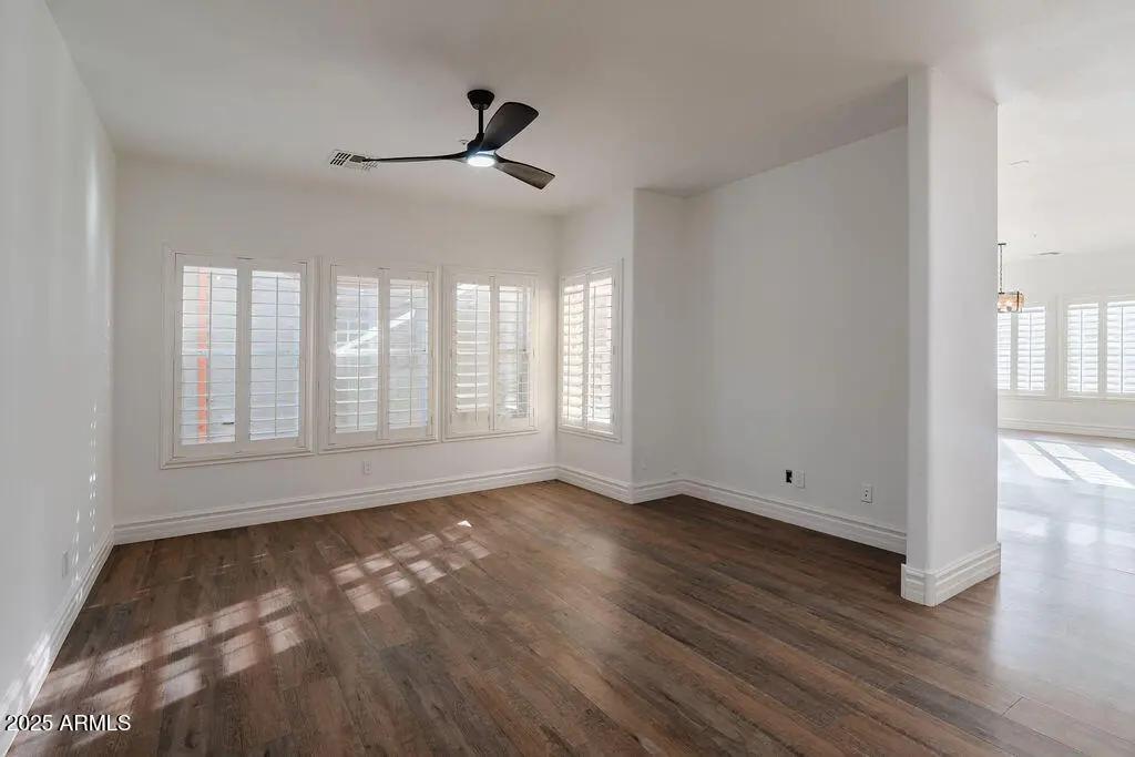Real Estate Picture 7