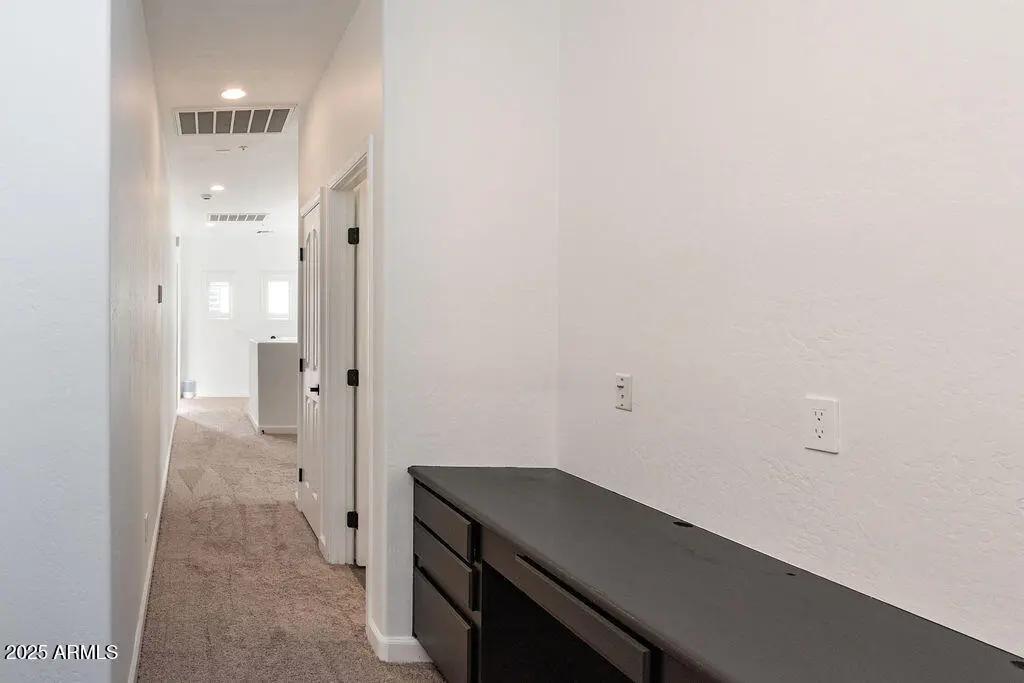 Real Estate Picture 20