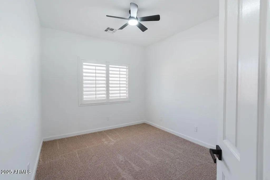 Real Estate Picture 23