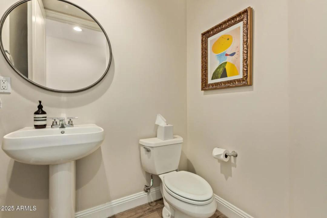 Real Estate Picture 10