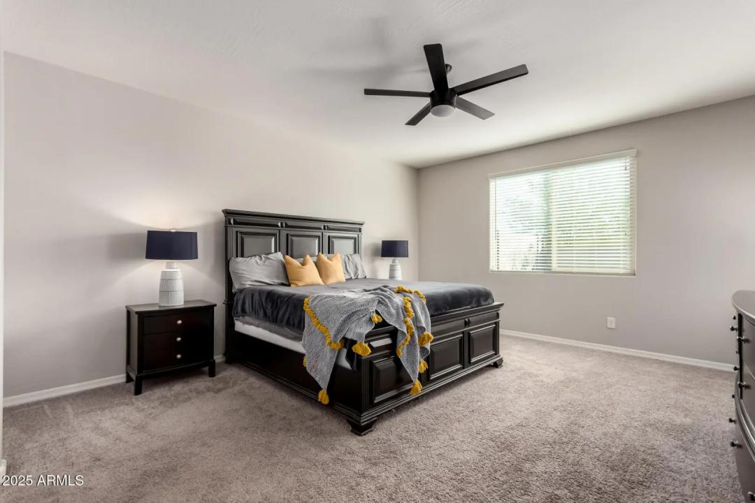 Real Estate Picture 16