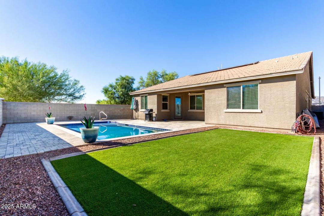 Real Estate Picture 2