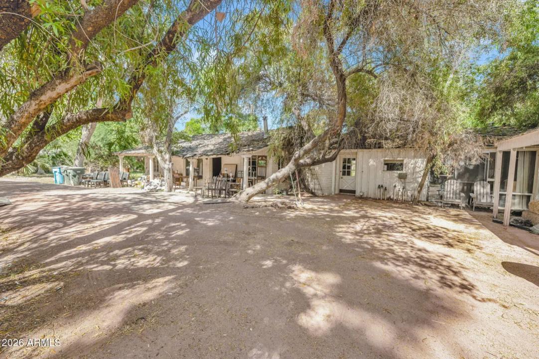 Real Estate Picture 19