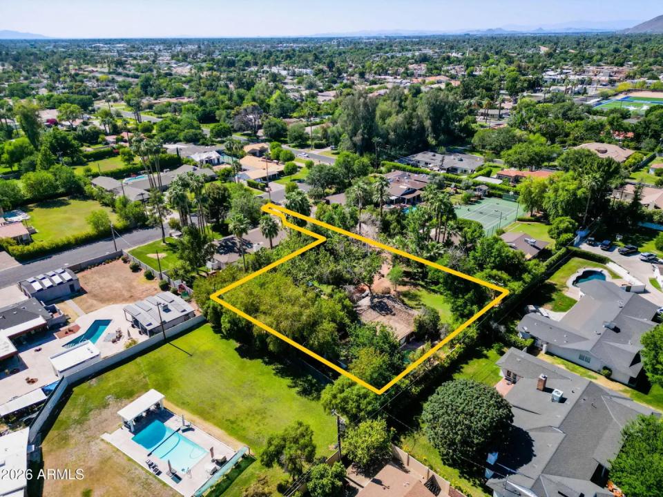 Real Estate Picture 20