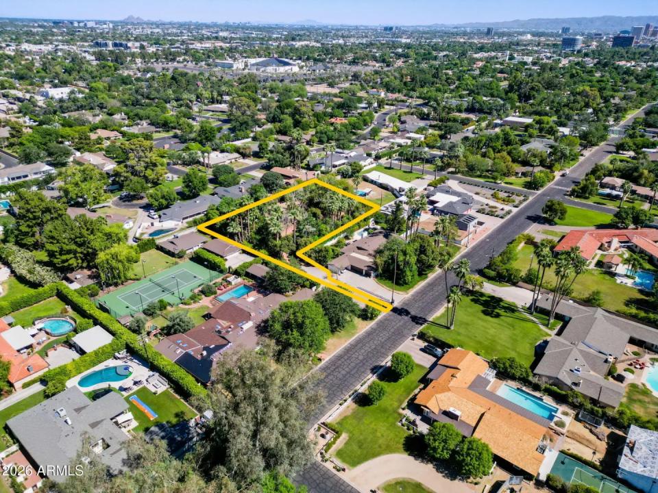 Real Estate Picture 26