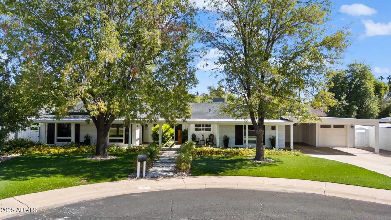 Real Estate Picture 1