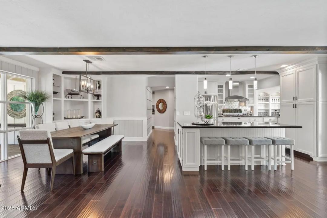 Real Estate Picture 20