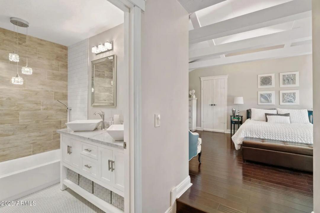 Real Estate Picture 21