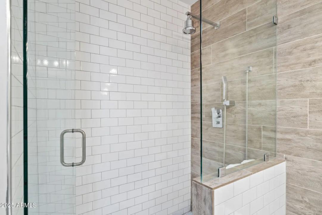 Real Estate Picture 24