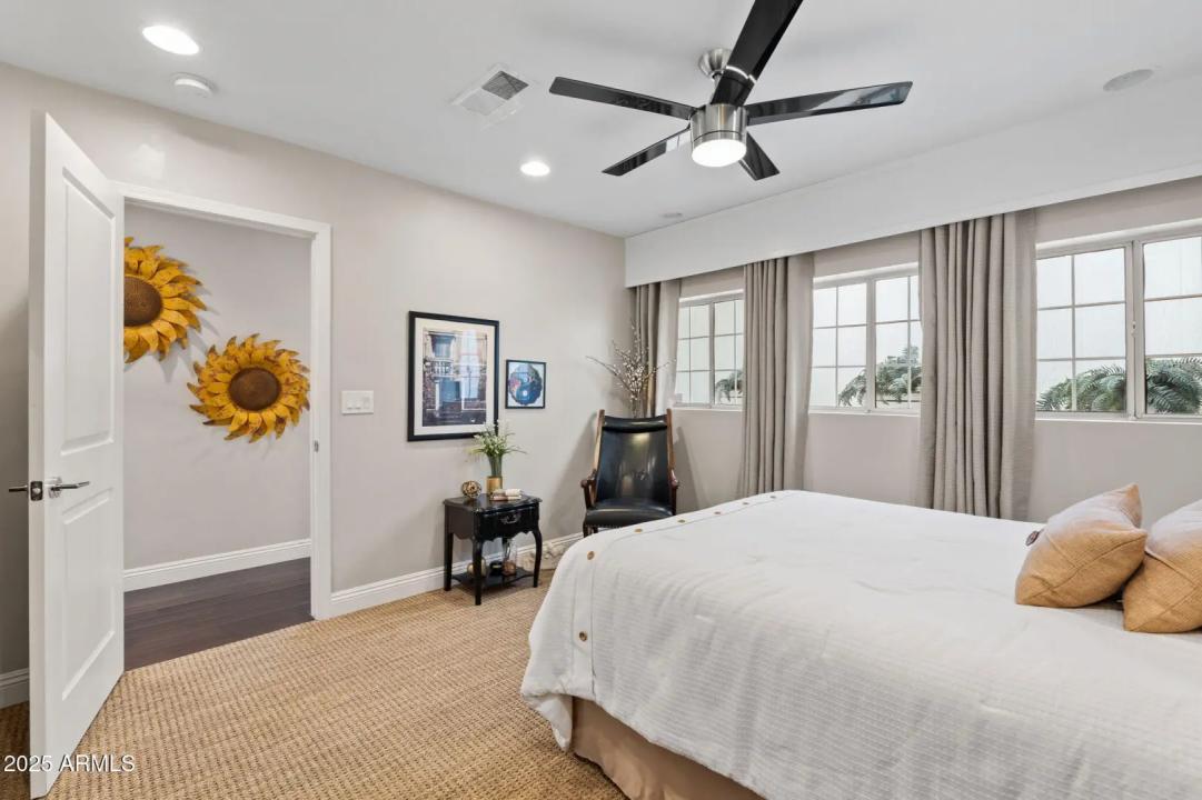 Real Estate Picture 36