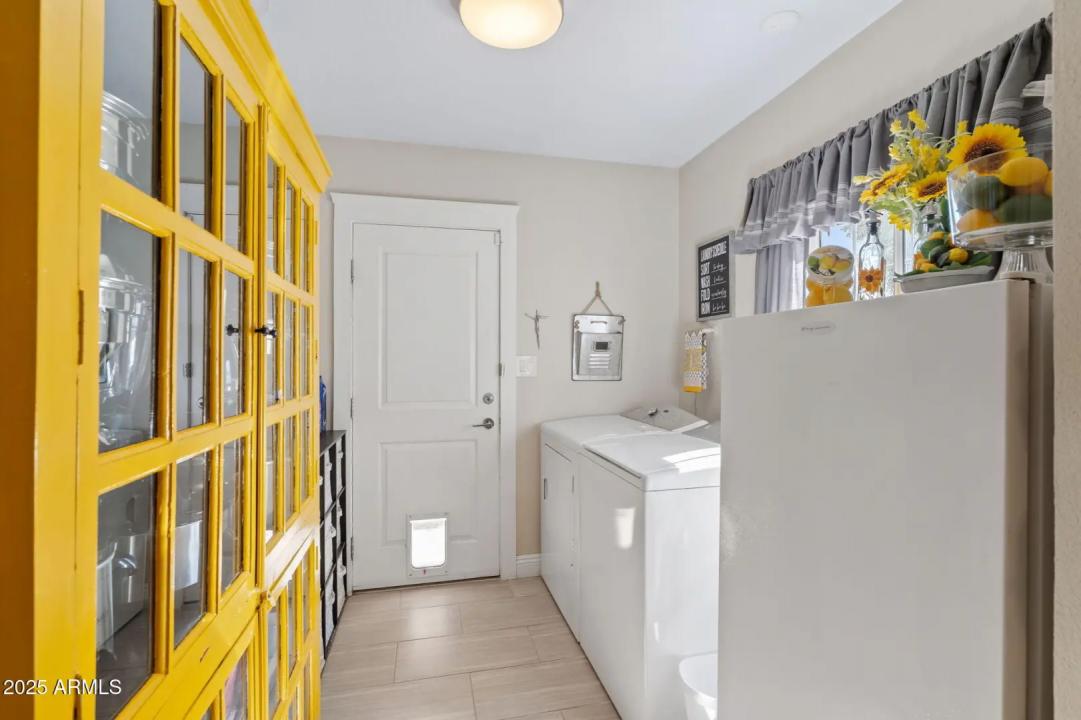 Real Estate Picture 37