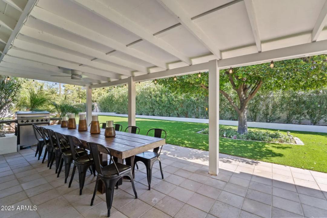 Real Estate Picture 43