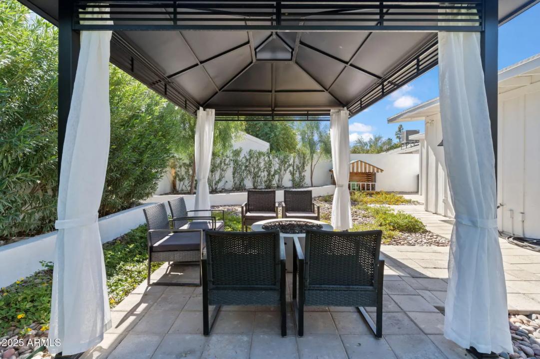 Real Estate Picture 44