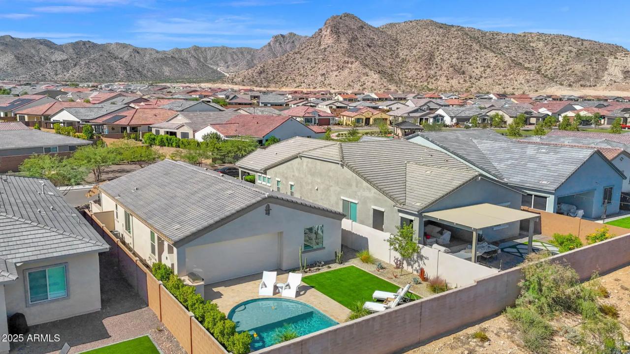 Real Estate Picture 39