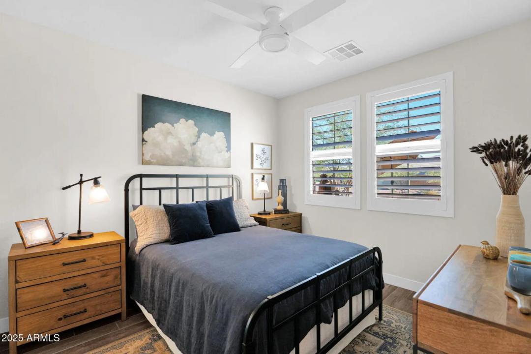 Real Estate Picture 20