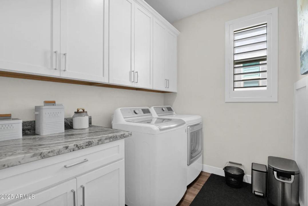 Real Estate Picture 24